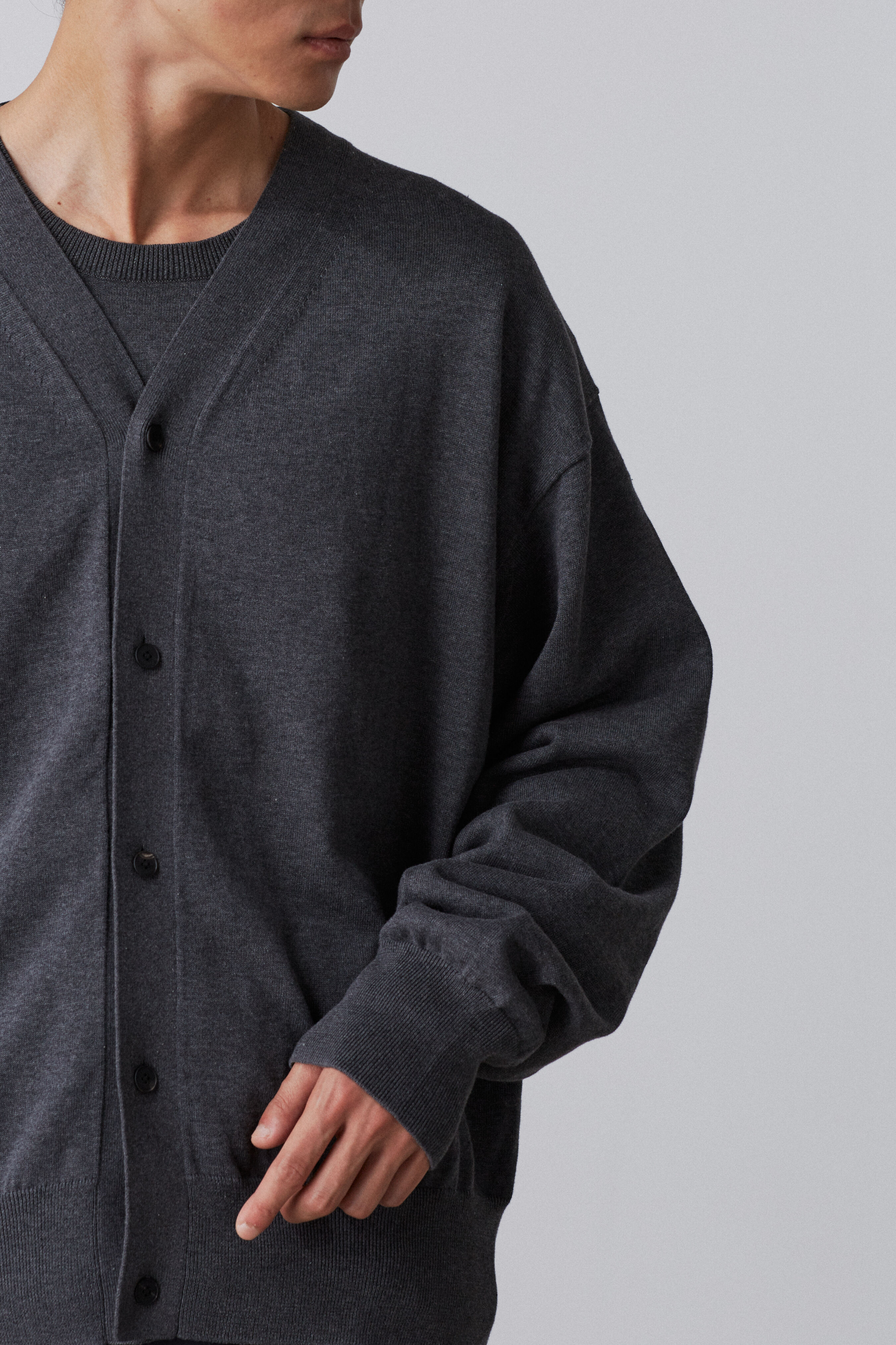 YLEVE 「YLEVE / GAS SINGEING COTTON KNIT CARDIGAN」|ニット・セーター|