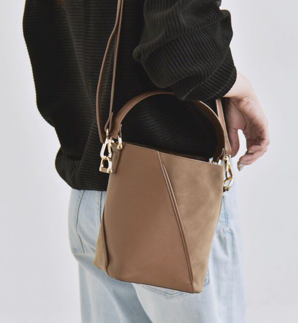 quaranciel「《一部追加予約》quaranciel: 2way コンビ バケツ ショルダーバッグ &times; フェイクファー 巾着」|ショルダー・メッセンジャー|