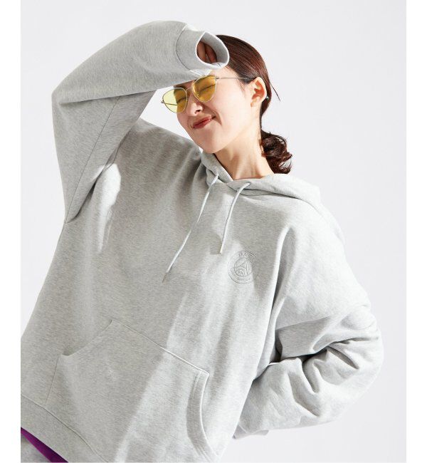 Paris Saint-Germain「【Paris Saint-Germain / パリ・サン＝ジェルマン】JP STAINLESS EMBLEM HOODIE」|パーカー|グレーB