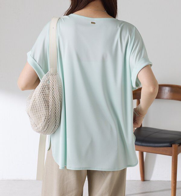  「【伸びるサテン素材/吸湿速乾/インナーにも◎】ストレッチサテンTシャツ」|Tシャツ・カットソー|