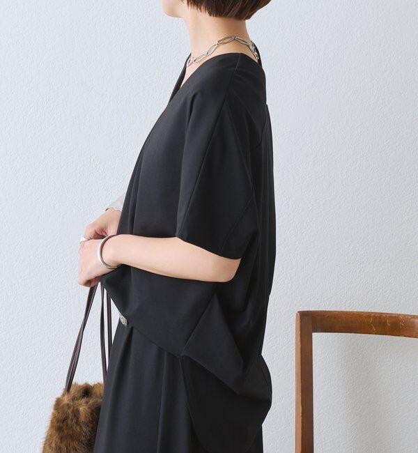  「Vネックコクーンカットソー【接触冷感/紫外線防止/セットアップ可】」|Tシャツ・カットソー|