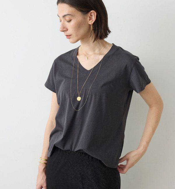  「VネックTシャツ」|Tシャツ・カットソー|