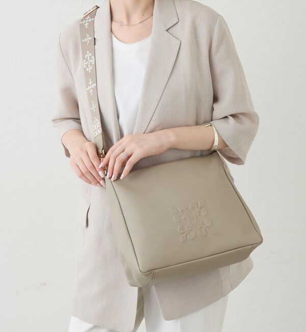  「《本革/500g》エンボスモノグラム2WAYショルダーバッグ」|ショルダー・メッセンジャー|