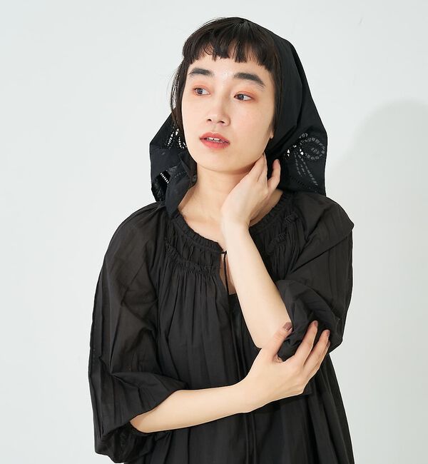 collex「カットワーク刺繍トライアングルスカーフ」|バンダナ・スカーフ|