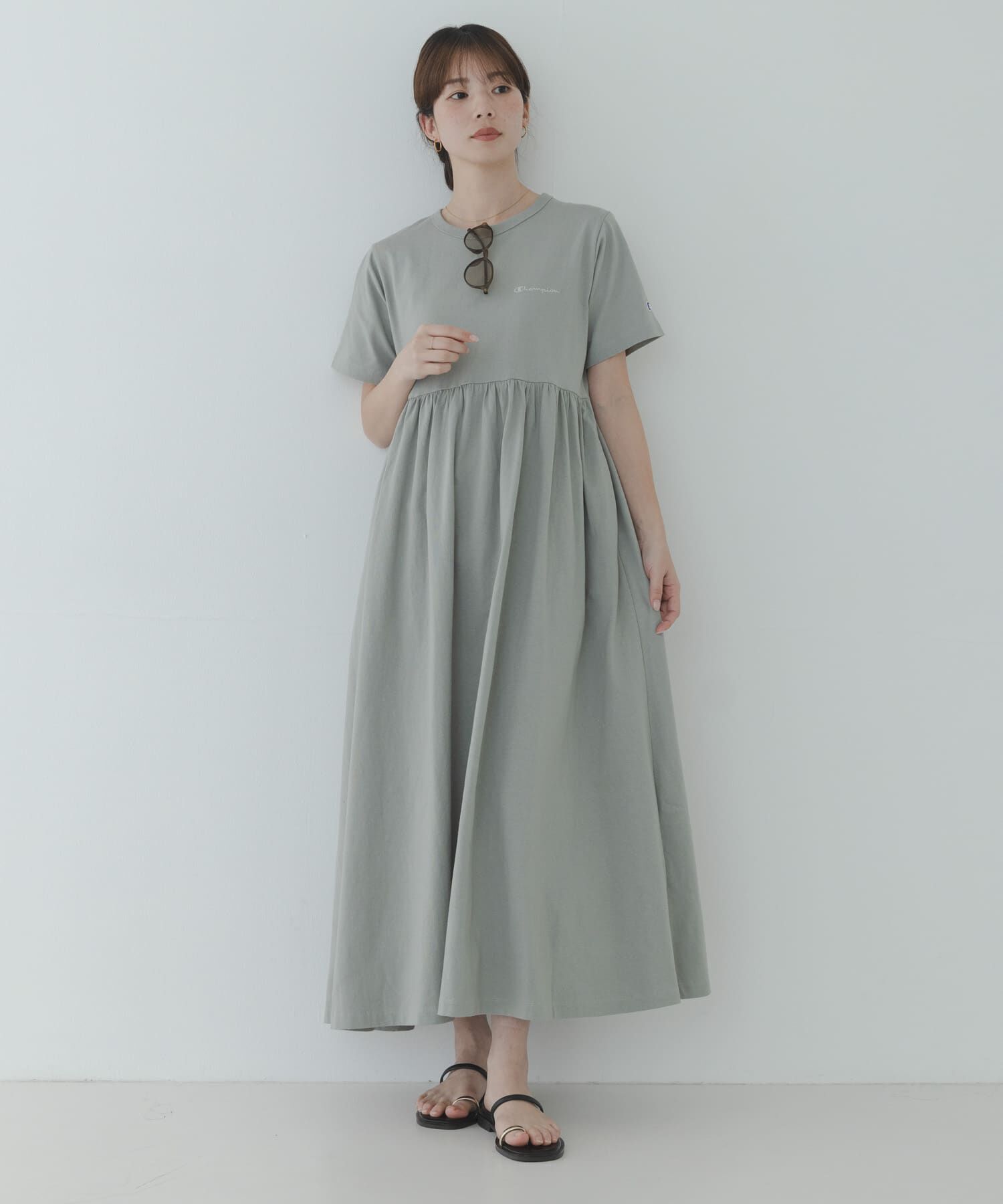 Sonny Label 「『別注』CHAMPION&times;Sonny Label　ギャザーワンピース」|ワンピース|