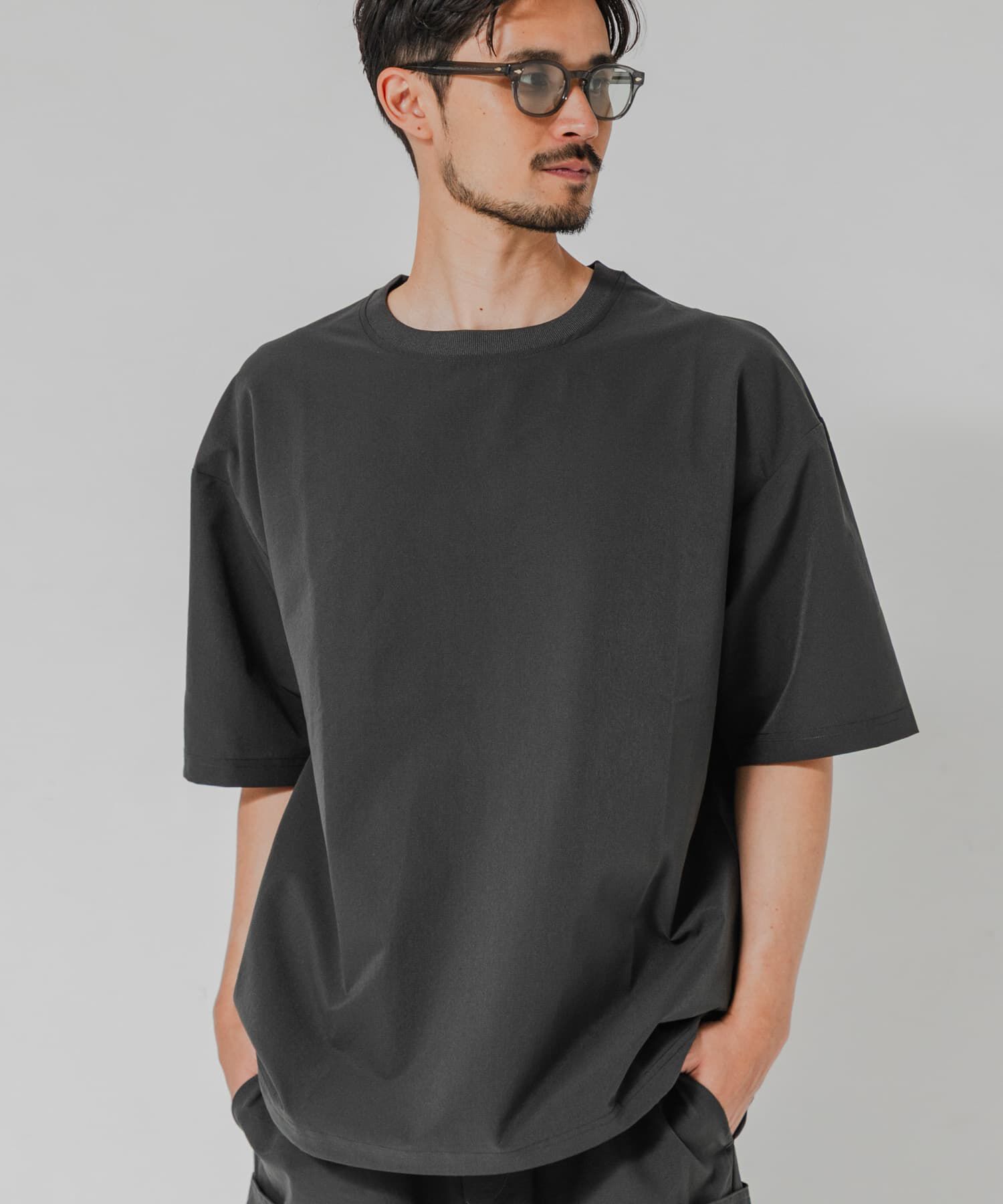 URBAN RESEARCH「『洗濯可/防シワ/撥水』COOL DOTS SHORT-SLEEVE T-SHIRTS」|Tシャツ・カットソー|