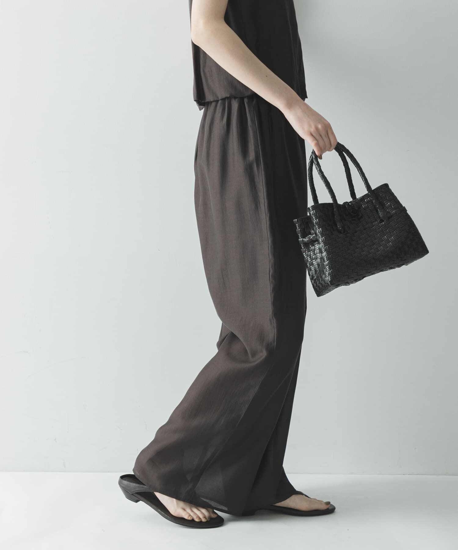 URBAN RESEARCH「シアーイージーストレートパンツ」|その他|チャコールグレー