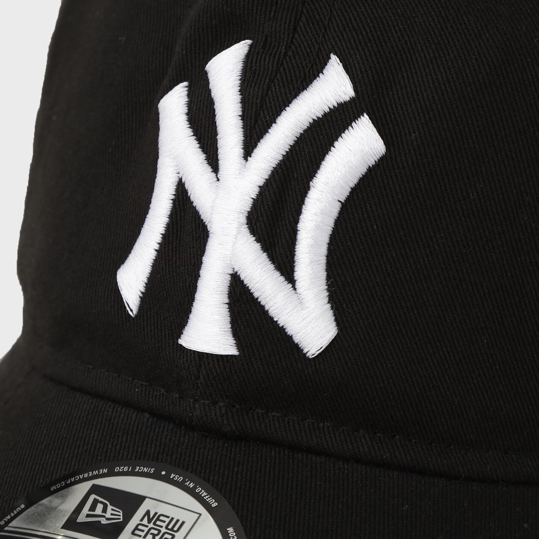 tk.TAKEO KIKUCHI「【NEW ERA】9TWENTY ニューヨーク・ヤンキース  ブラック &times; ホワイト」|キャップ・キャスケット|
