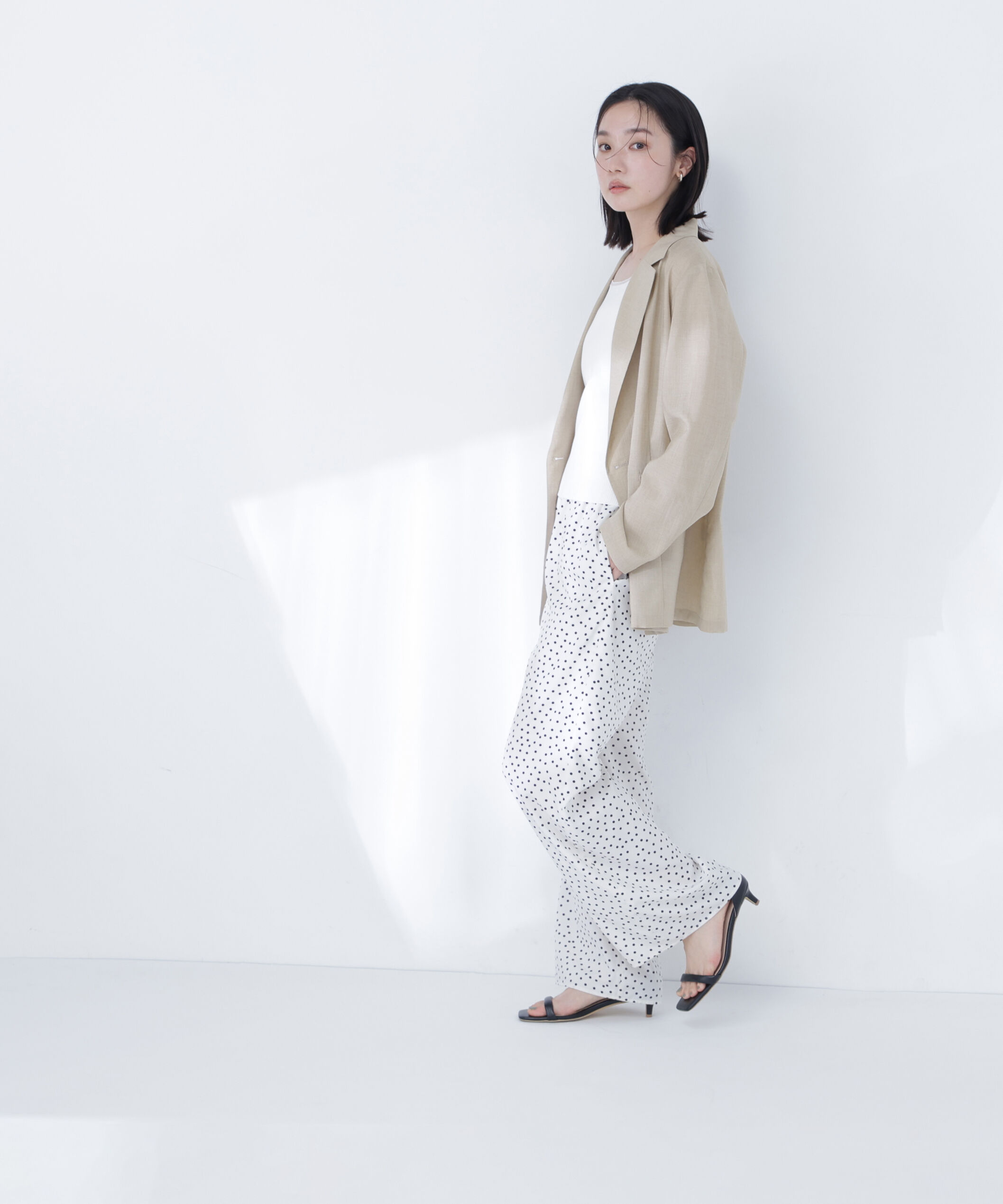  「〈ちょうど、いい服〉迷った朝のエブリデイジャケット」|ブルゾン・スタジャン|