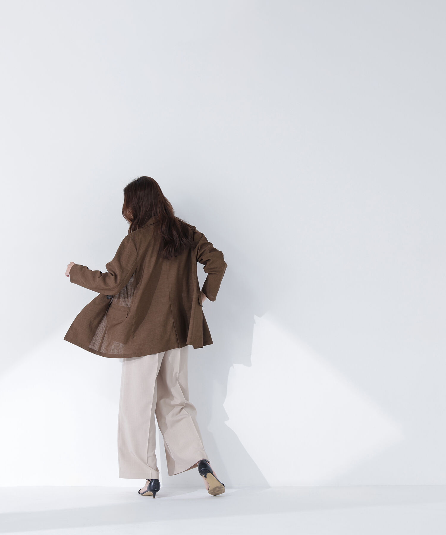  「〈ちょうど、いい服〉迷った朝のエブリデイジャケット」|ブルゾン・スタジャン|