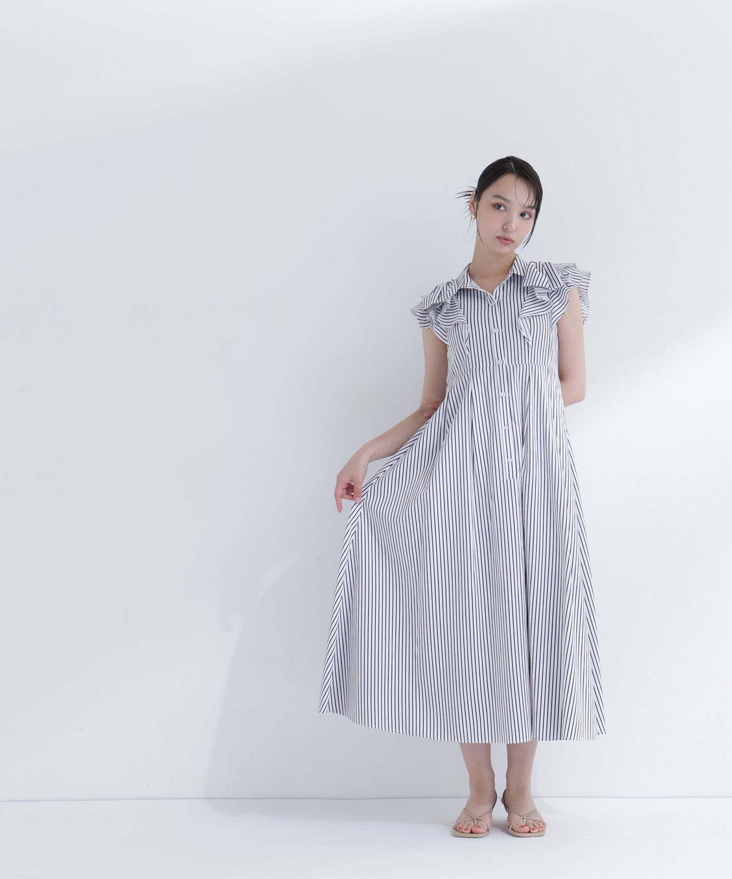  「〈山本里菜さんコラボ〉リボンラッフルシャツワンピース」|ワンピース|