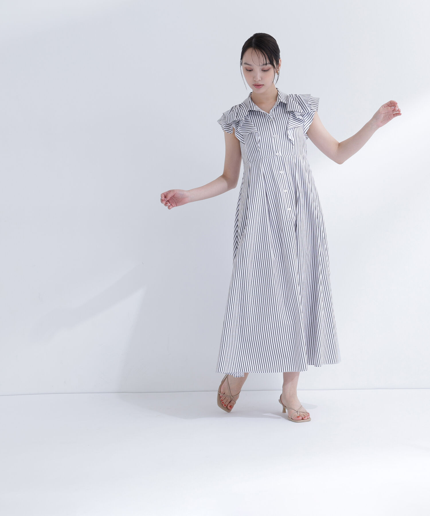  「〈山本里菜さんコラボ〉リボンラッフルシャツワンピース」|ワンピース|