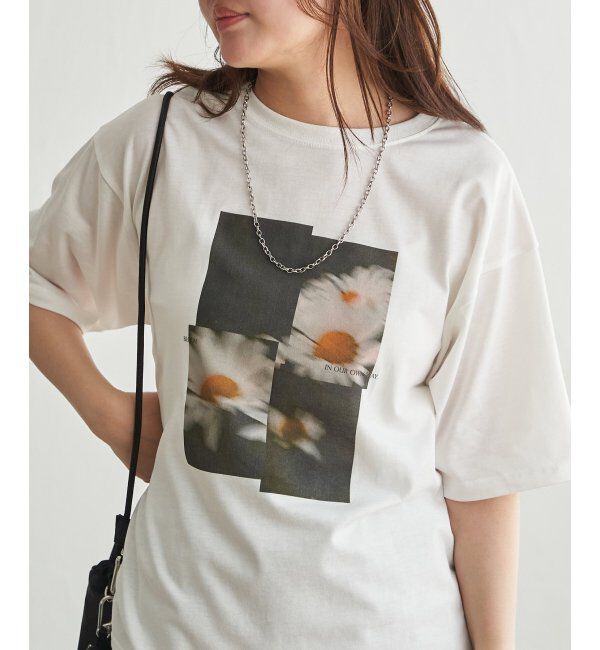 VENCE share style「【接触冷感／UVカット】Flower プリントTシャツ」|Tシャツ・カットソー|