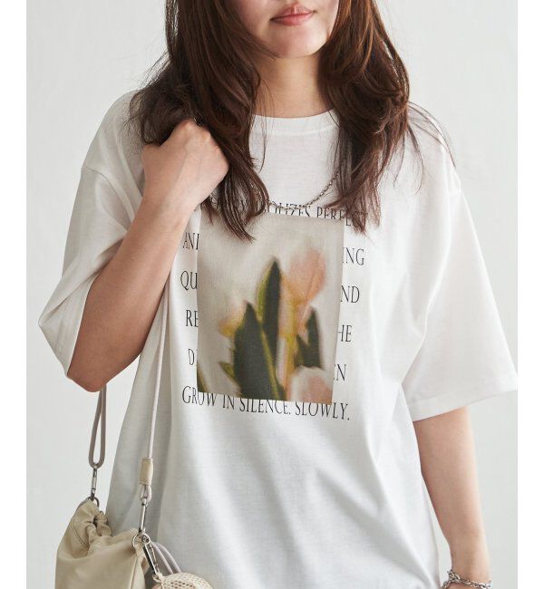 VENCE share style「【接触冷感／UVカット】Flower プリントTシャツ」|Tシャツ・カットソー|