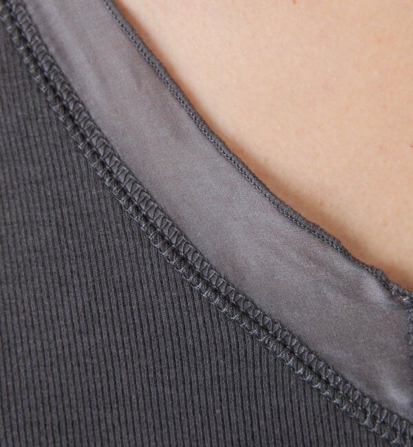  「Vネックタンクトップ」|Tシャツ・カットソー|