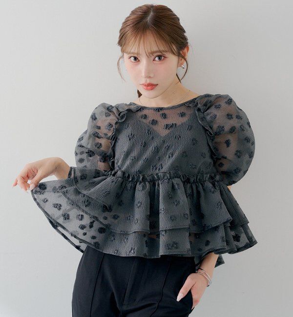  「【SALON by Chico】デザインパフ袖バックリボンペプラムブラウス」|シャツ・ブラウス|