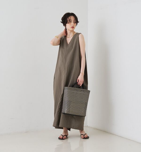 Rouge vif「【2サイズ展開】【定番人気】麻混ノースリーブVネックワンピース/ポケット付き/コ」|ワンピース|