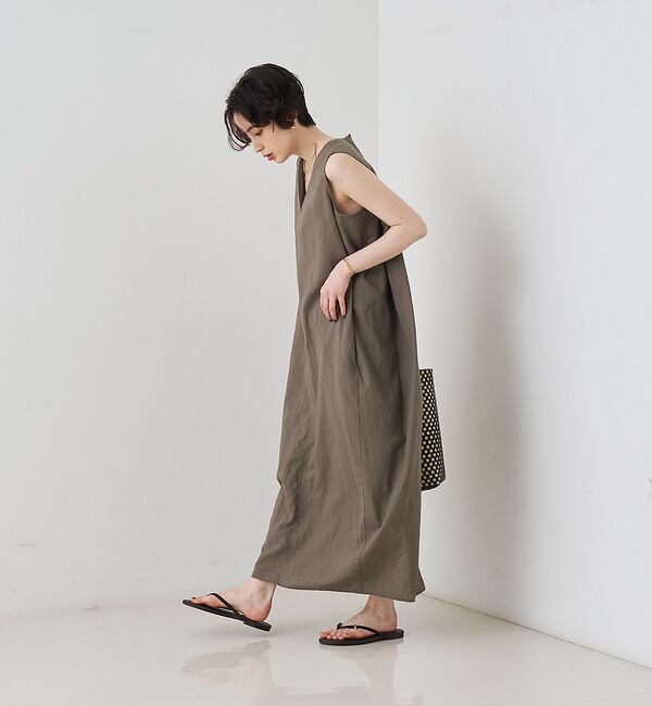 Rouge vif「【2サイズ展開】【定番人気】麻混ノースリーブVネックワンピース/ポケット付き/コ」|ワンピース|
