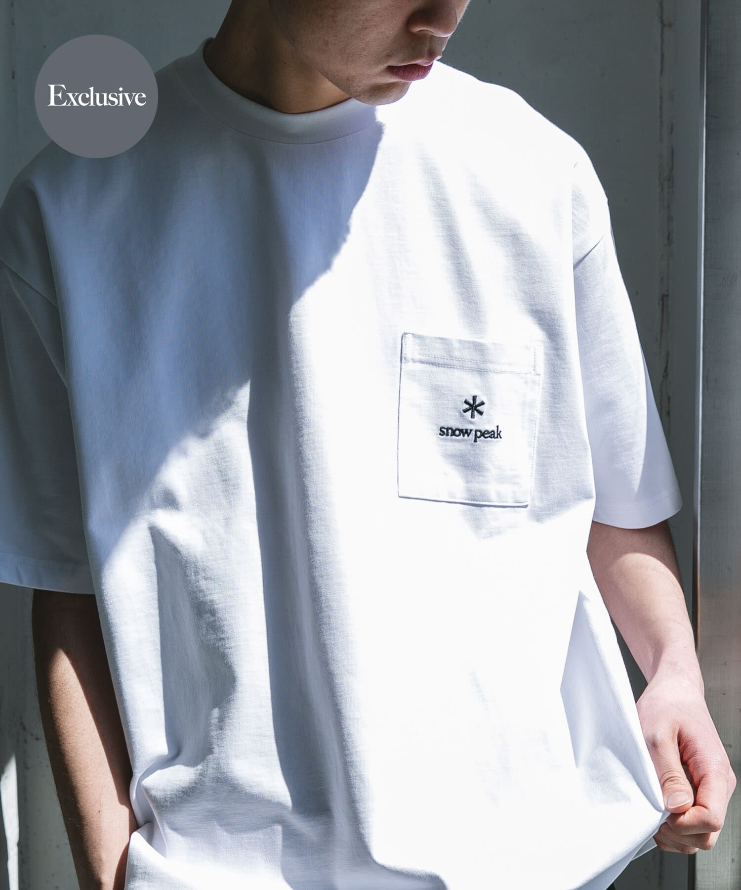 URBAN RESEARCH DOORS「『別注』Snow Peak Apparel&times;DOORS　POCKET LOGO SHORT-SLEEVE T-SHIRTS」|Tシャツ・カットソー|ホワイト