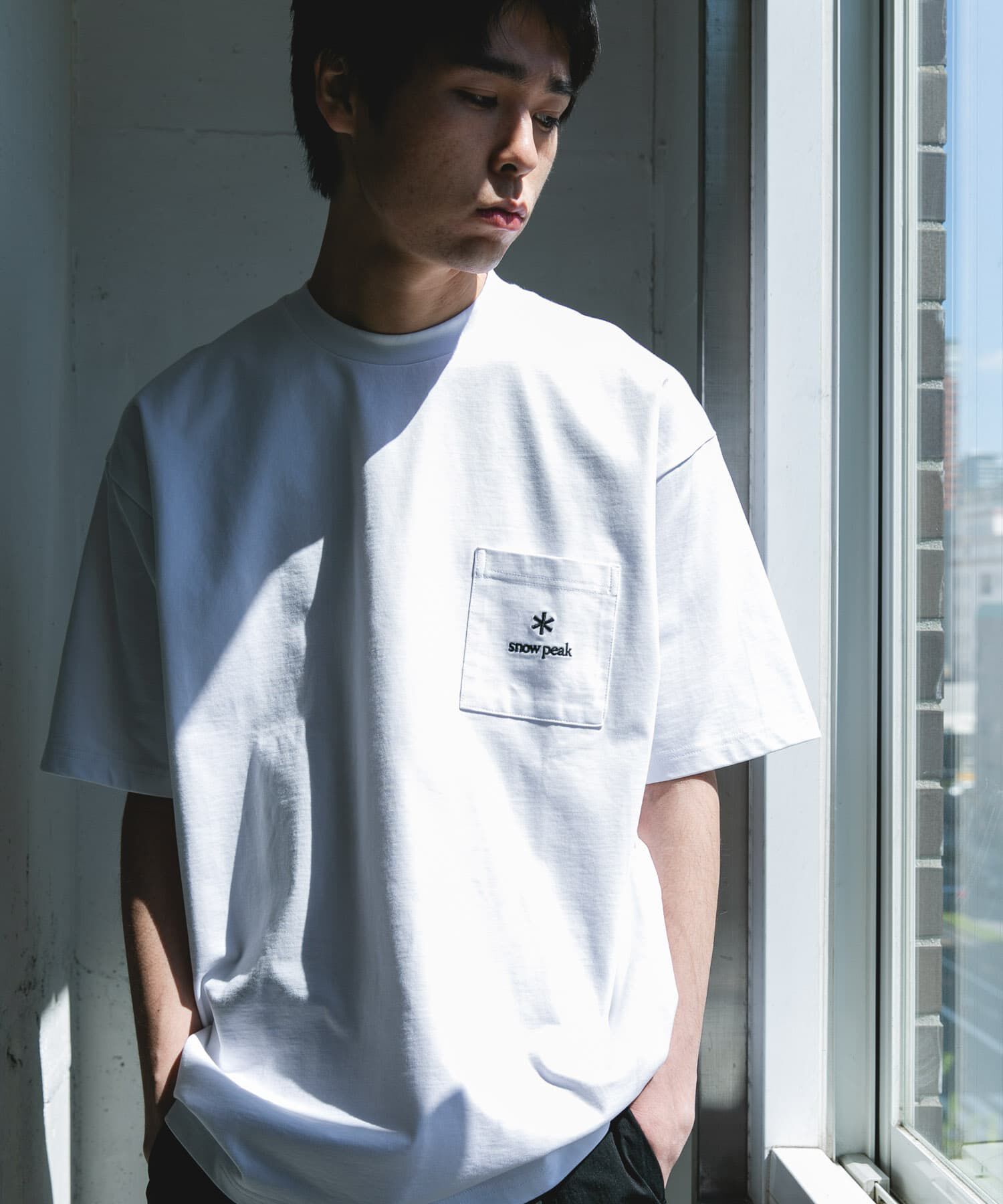 URBAN RESEARCH DOORS「『別注』Snow Peak Apparel&times;DOORS　POCKET LOGO SHORT-SLEEVE T-SHIRTS」|Tシャツ・カットソー|