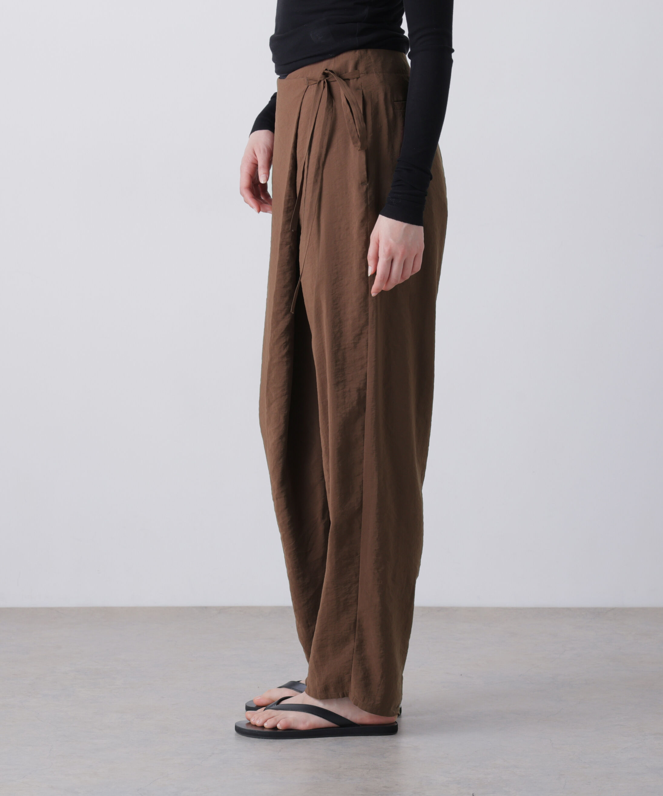 YLEVE 「YLEVE / RAYON-POLYESTER BROAD TROUSERS」|その他|