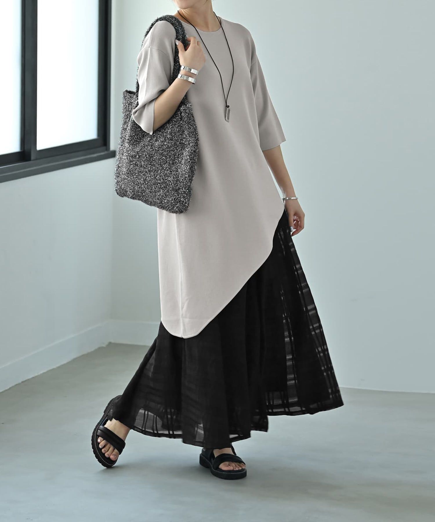 STYLE DELI「【Kana Oyama&times;BLK001】アシメトップス／DELI size」|Tシャツ・カットソー|
