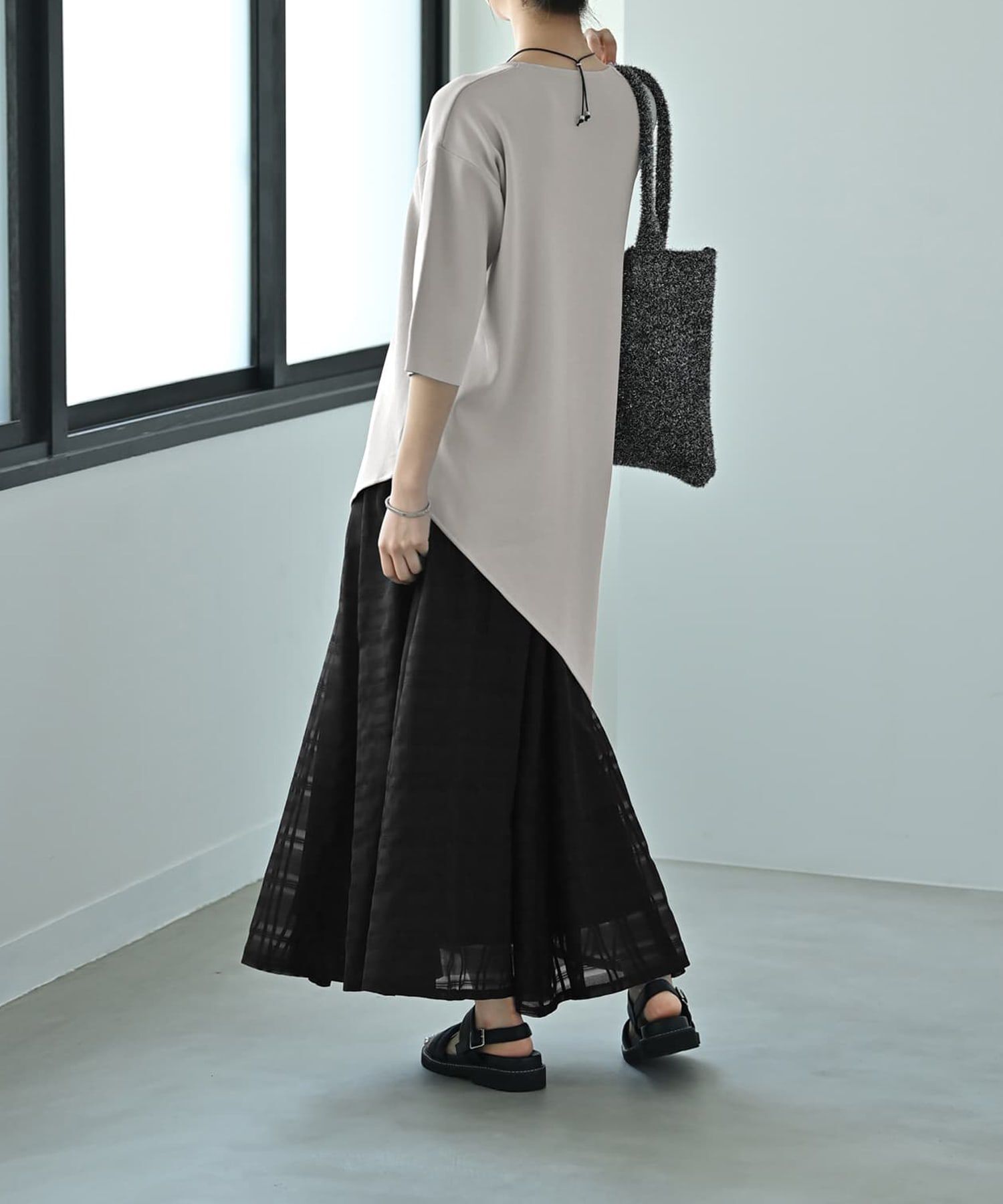 STYLE DELI「【Kana Oyama&times;BLK001】アシメトップス／DELI size」|Tシャツ・カットソー|