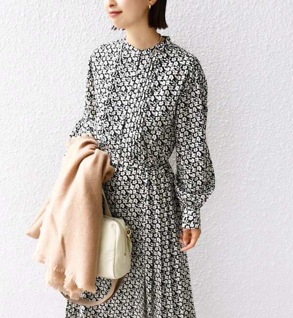 SHIPS for women「《一部追加予約》〈手洗い可能〉ドット / 花柄 バンドカラー サイド プリーツ ワンピース」|ワンピース|