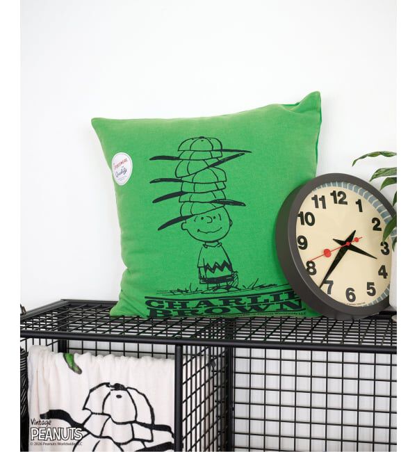 journal standard Furniture「【PEANUTS&times;SPORTS WEAR by JSF】別注 SWEAT CUSHION　クッションカバー」|クッション・クッションカバー|グリーン