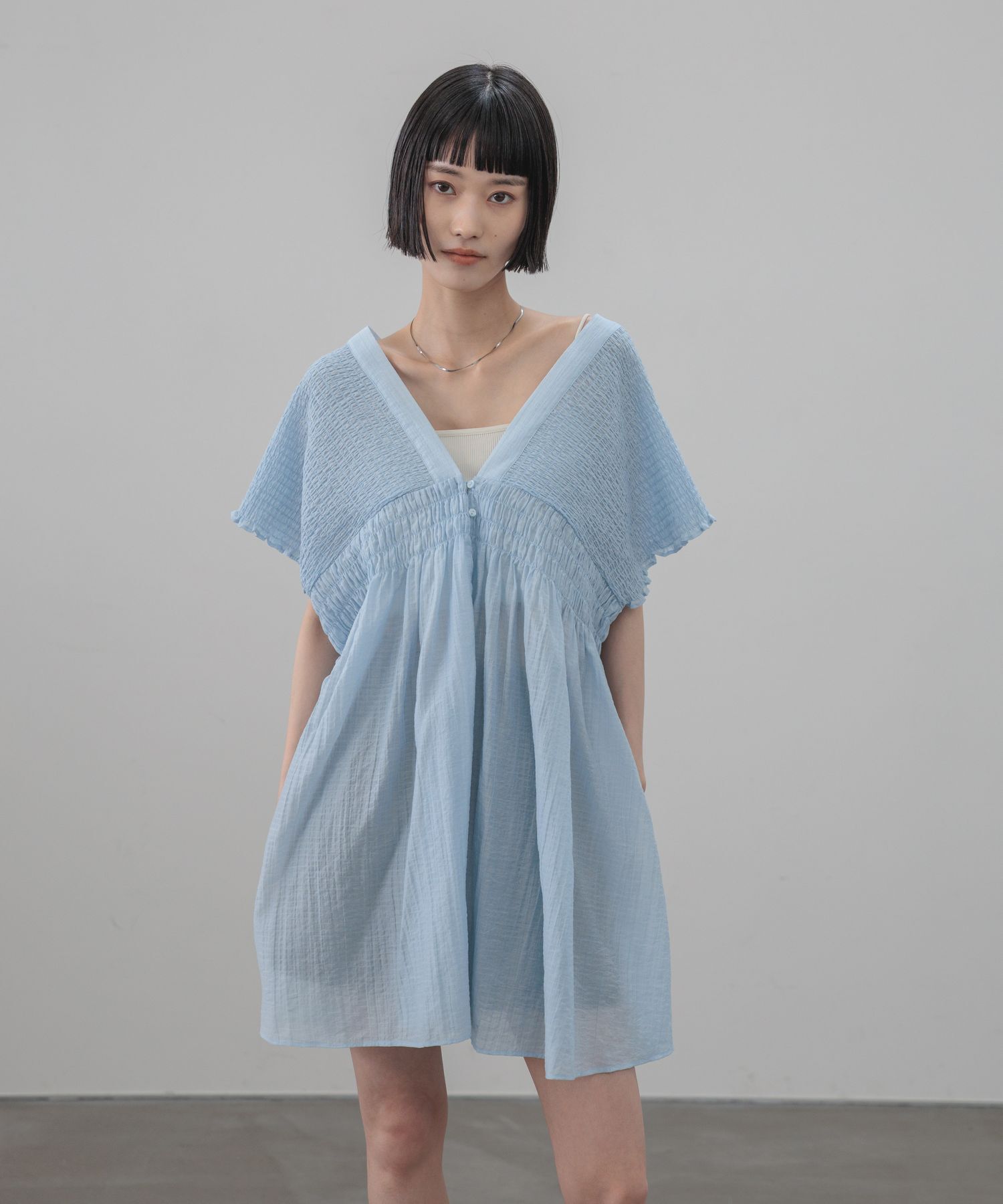 LOWRYS FARM「シャーリングチュニックフレンチスリーブ」|シャツ・ブラウス|
