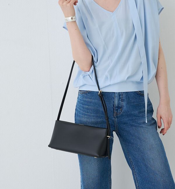Rouge vif「【PUNTI. / プンティ】レザーワンショルダーバッグ PORTRAIT-ON」|ショルダー・メッセンジャー|