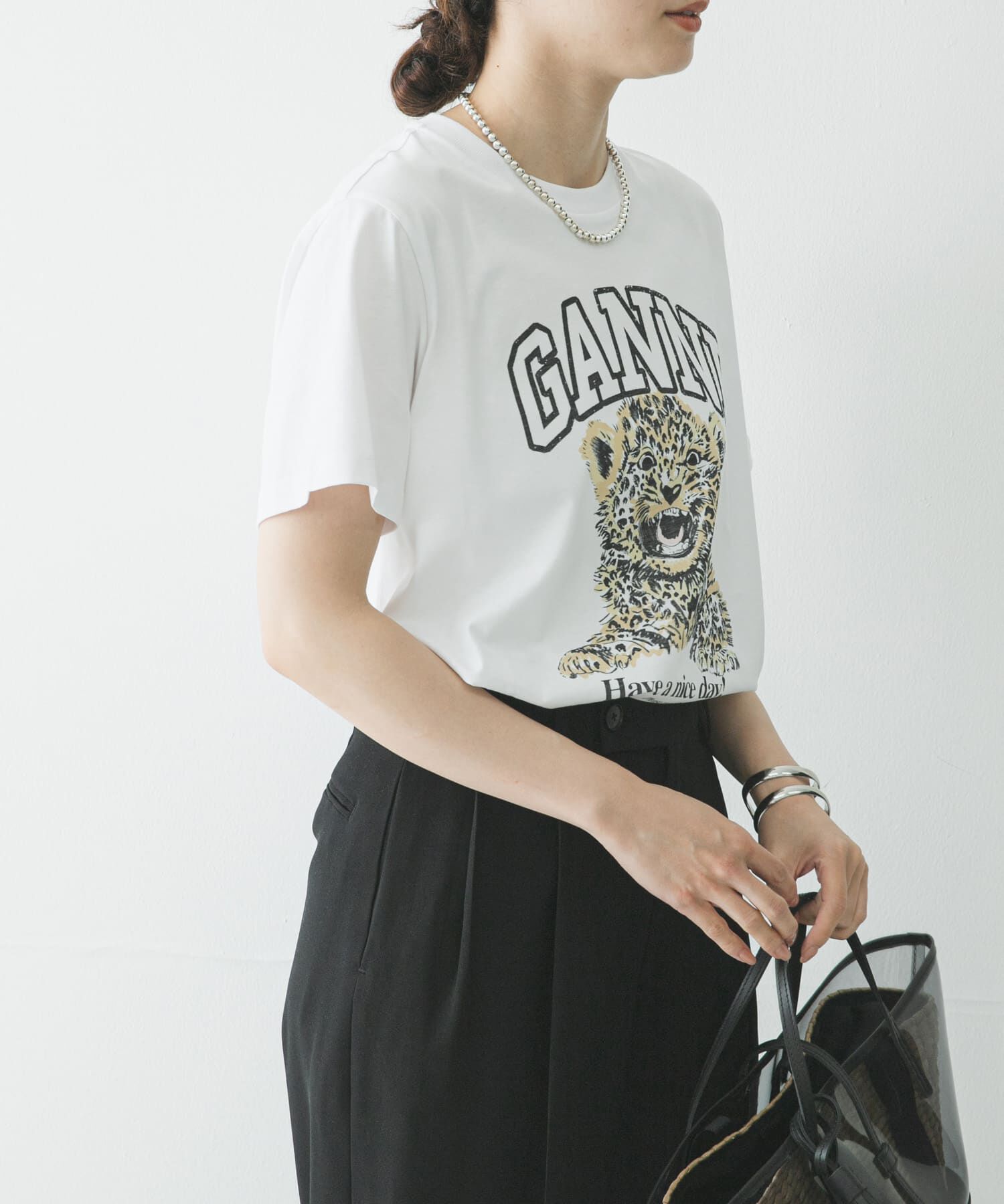 URBAN RESEARCH「GANNI　LEOPARD RELAXED T-SHIRTS」|Tシャツ・カットソー|