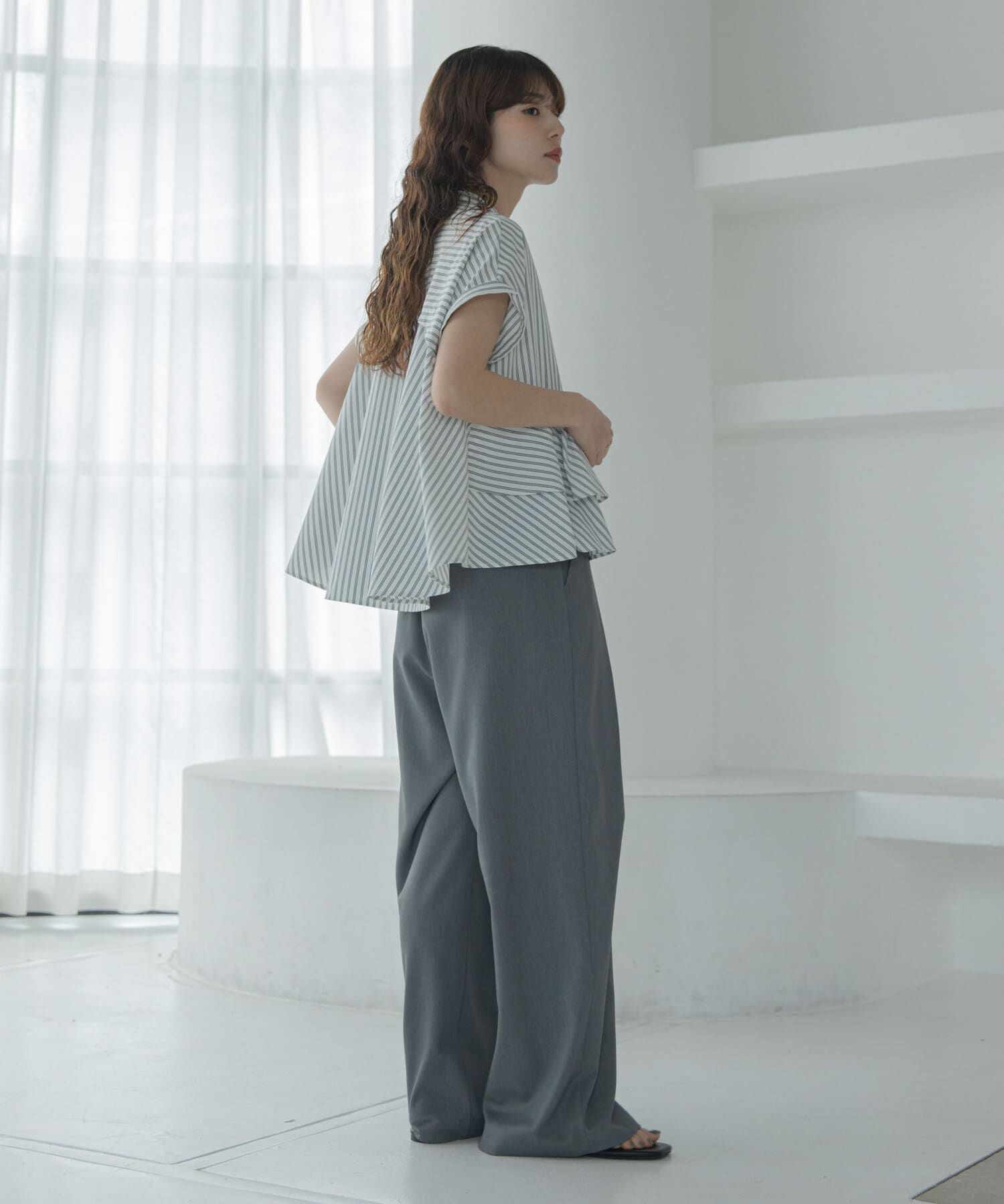 Sonny Label 「『WEB限定』バンドカラーフリルストライプ半袖シャツ」|シャツ・ブラウス|