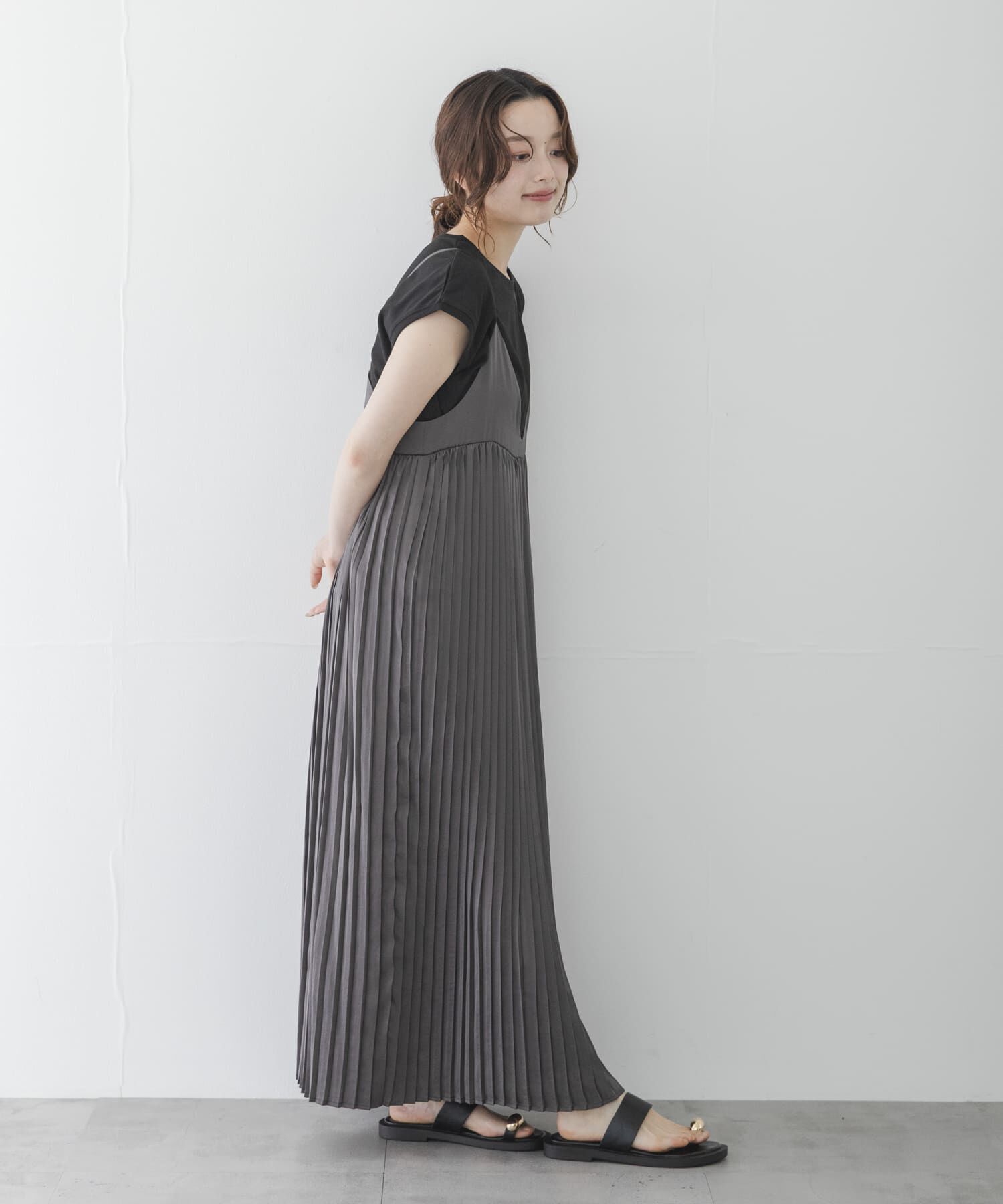 Sonny Label 「『WEB限定』Tシャツ&times;プリーツキャミワンピース SET」|ワンピース|