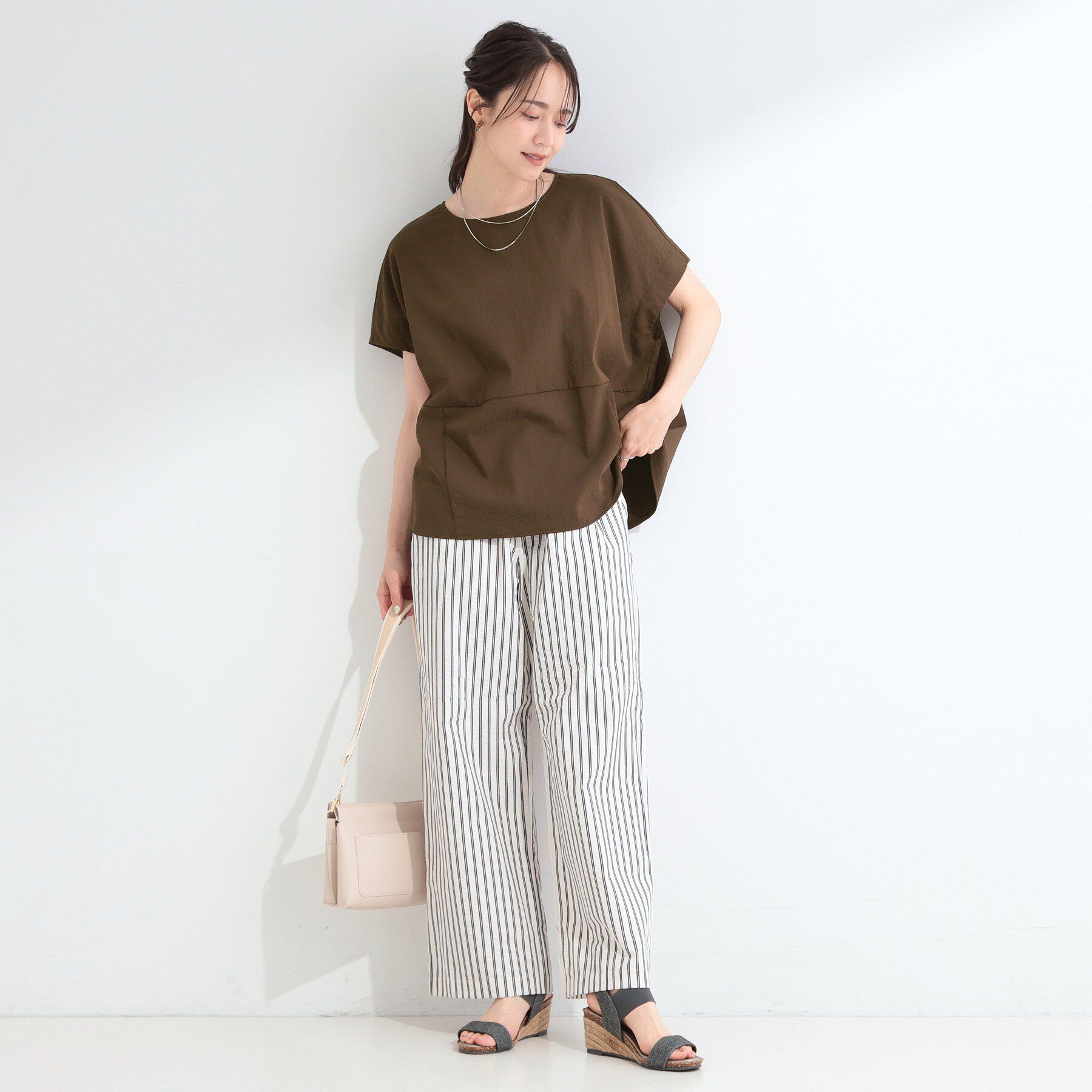 SHOO･LA･RUE「【洗濯機可/セットアップ可】軽凛(かろりん) シンプル上品 ひんやり切替コクーントップス」|Tシャツ・カットソー|