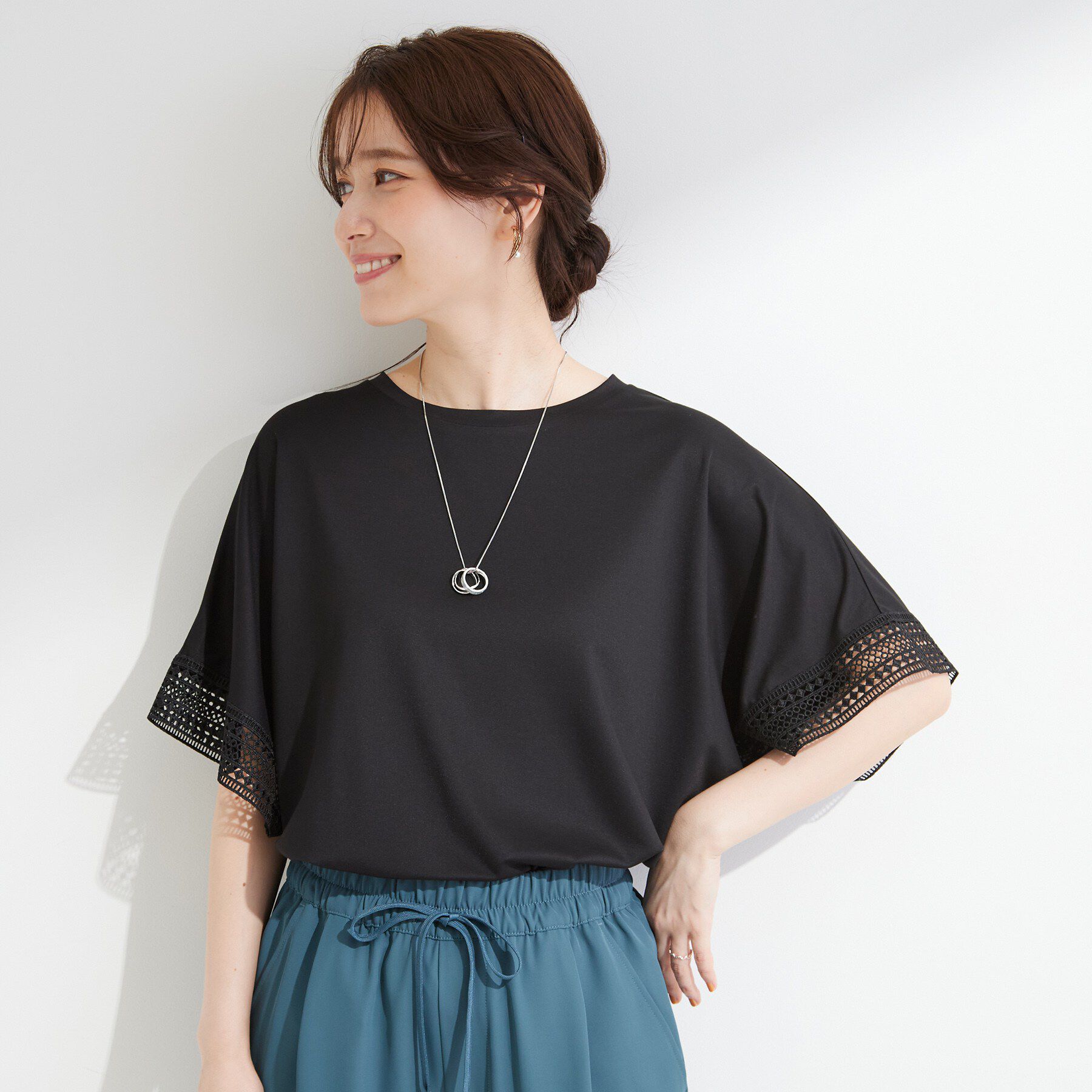 SHOO･LA･RUE「【ひんやり/UV/体型カバー】ヒップ周りが隠せる お袖レースTシャツ」|Tシャツ・カットソー|