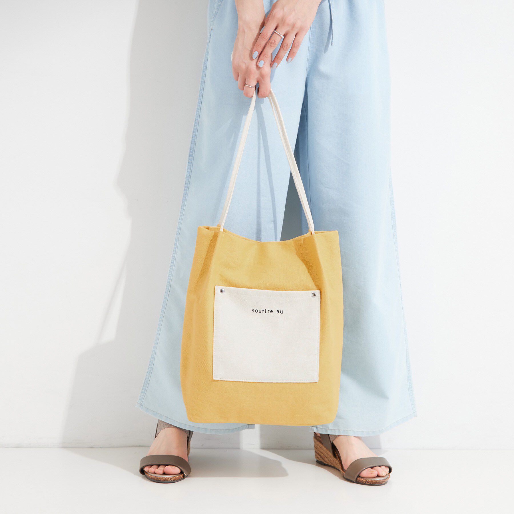 SHOO･LA･RUE「【柄が選べる】肩掛けしやすい キャンバストートバッグ」|トートバッグ|