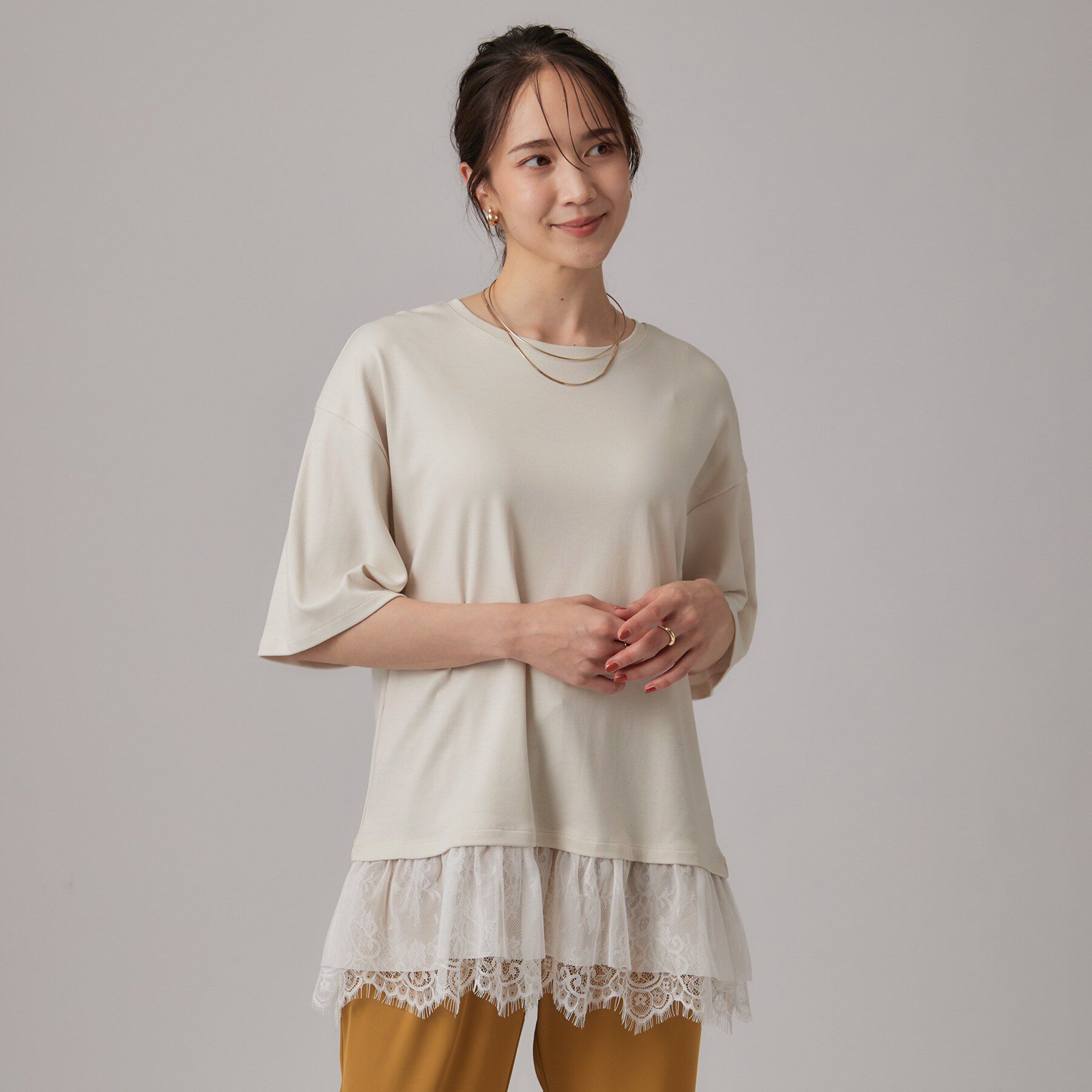 SHOO･LA･RUE「【ひんやり/UV/抗菌防臭/S-LL】1枚でサマ見え 裾レースTシャツ」|Tシャツ・カットソー|