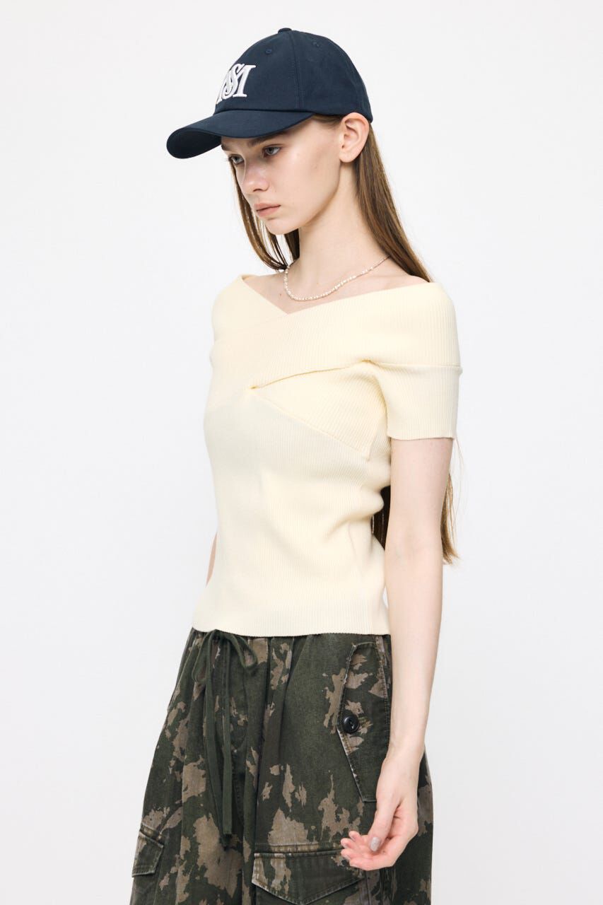 MOUSSY「CROSS OFF SHOULDER トップス」|ニット・セーター|