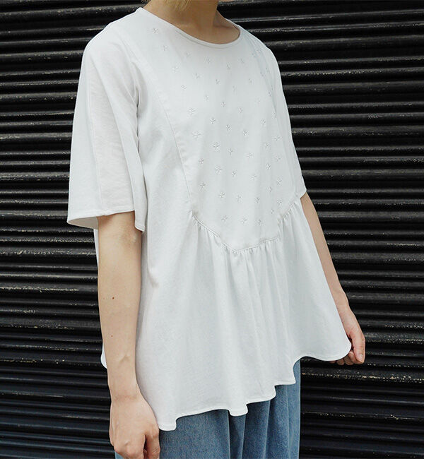 オオカミとフクロウ「オオカミと今宵、月の丘で&ldquo;Tシャツ&rdquo;」|Tシャツ・カットソー|