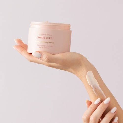 Laline「ラリン　シア＆ククイ　リッチボディクリーム 250ml」|ボディ保湿|