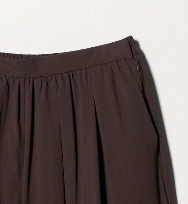UNITED ARROWS「ギャザー フレア パンツ ‐はっ水 ウォッシャブル‐」|チノ|