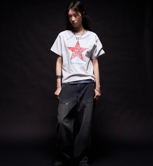  「【Sourcream/UNISEX】ラインストーンスターグラフィックTEE」|Tシャツ・カットソー|