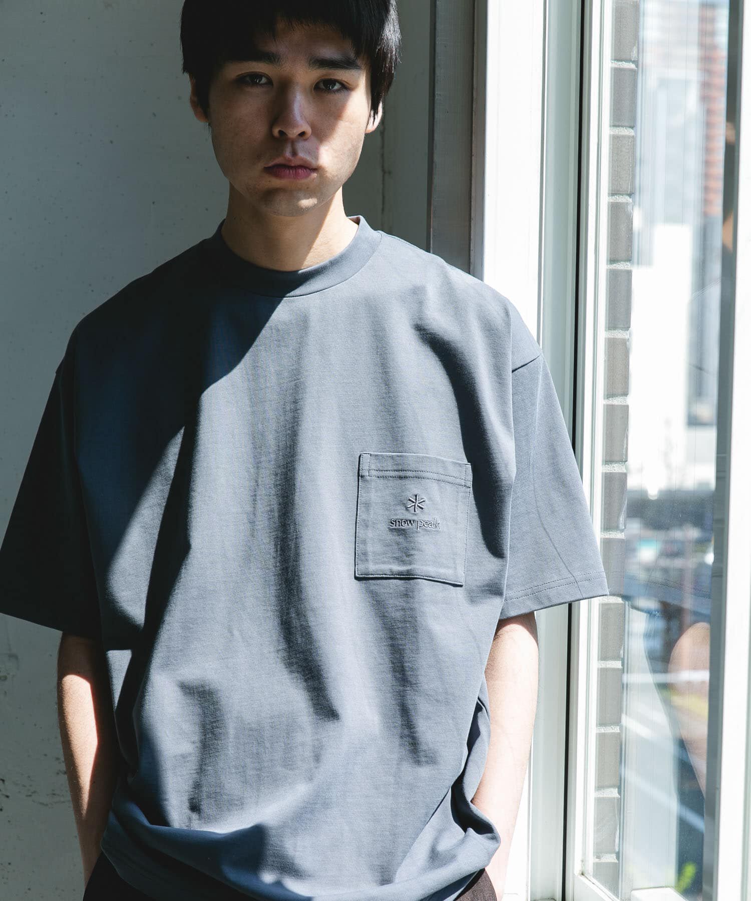 URBAN RESEARCH DOORS「『別注』Snow Peak Apparel&times;DOORS　POCKET LOGO SHORT-SLEEVE T-SHIRTS」|Tシャツ・カットソー|