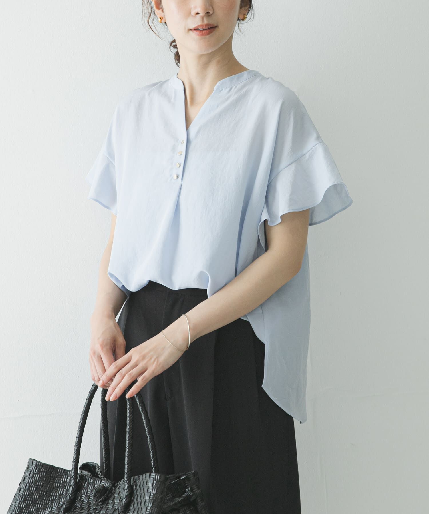 URBAN RESEARCH「フレンチスリーブスキッパーブラウス」|シャツ・ブラウス|ライトブルー