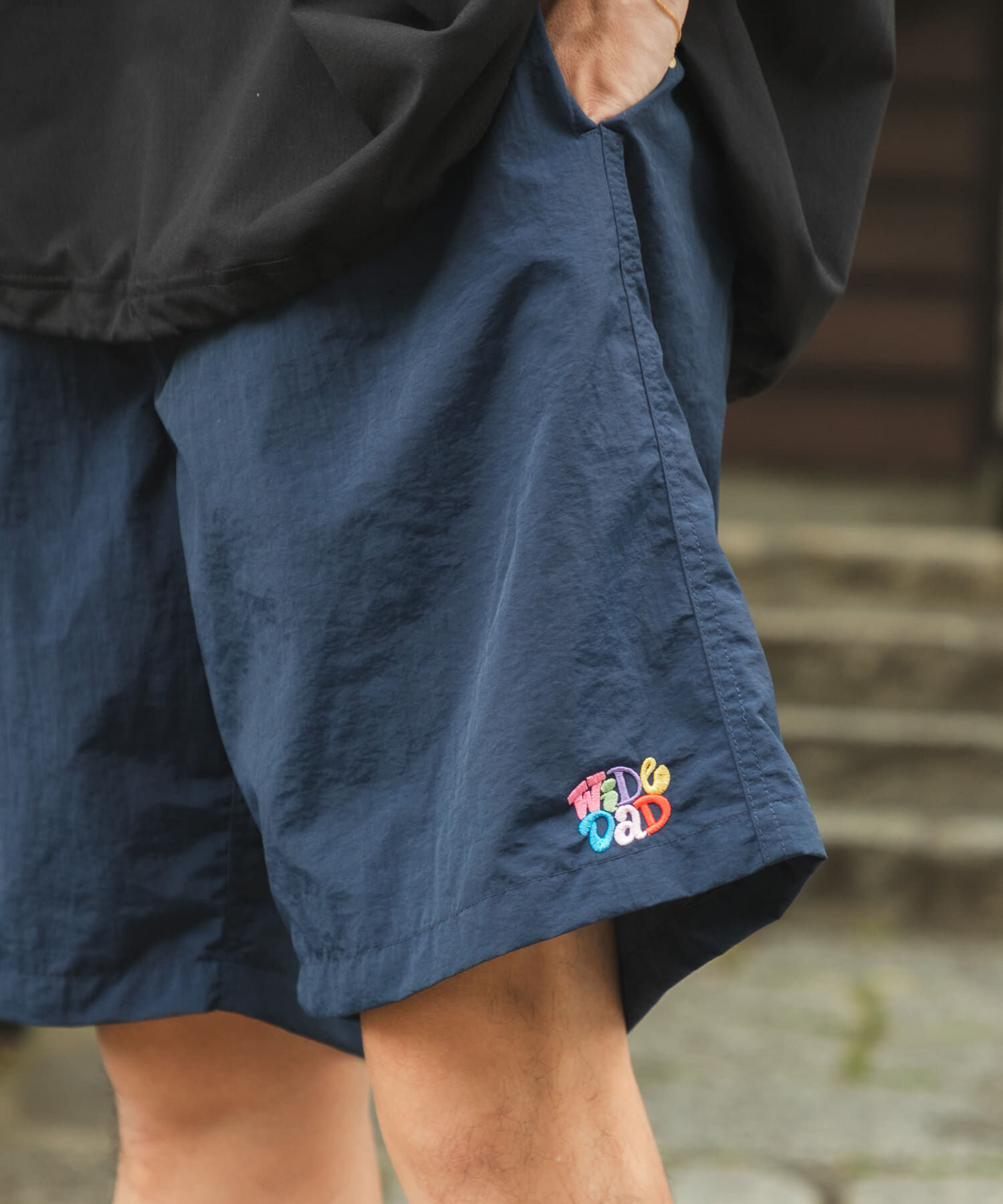 URBAN RESEARCH「Wide Dad　GRAPHIC SHORTS WITH HATCH」|その他|ネイビー