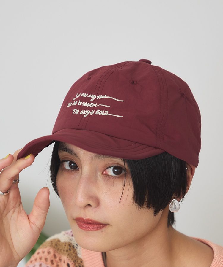 AMERICAN HOLIC「【マルチ機能】折りたたみ手描き刺繍キャップ」|その他|