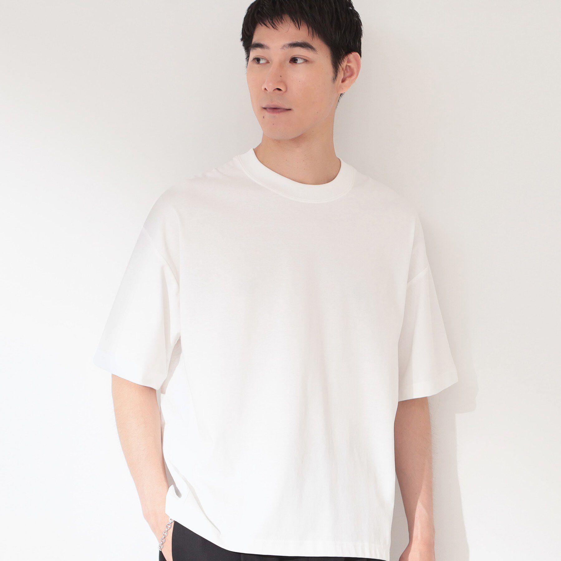 THE SHOP TK「【ゆったりシルエット】前後切り替え 半袖Tシャツ」|Tシャツ・カットソー|オフホワイト(003