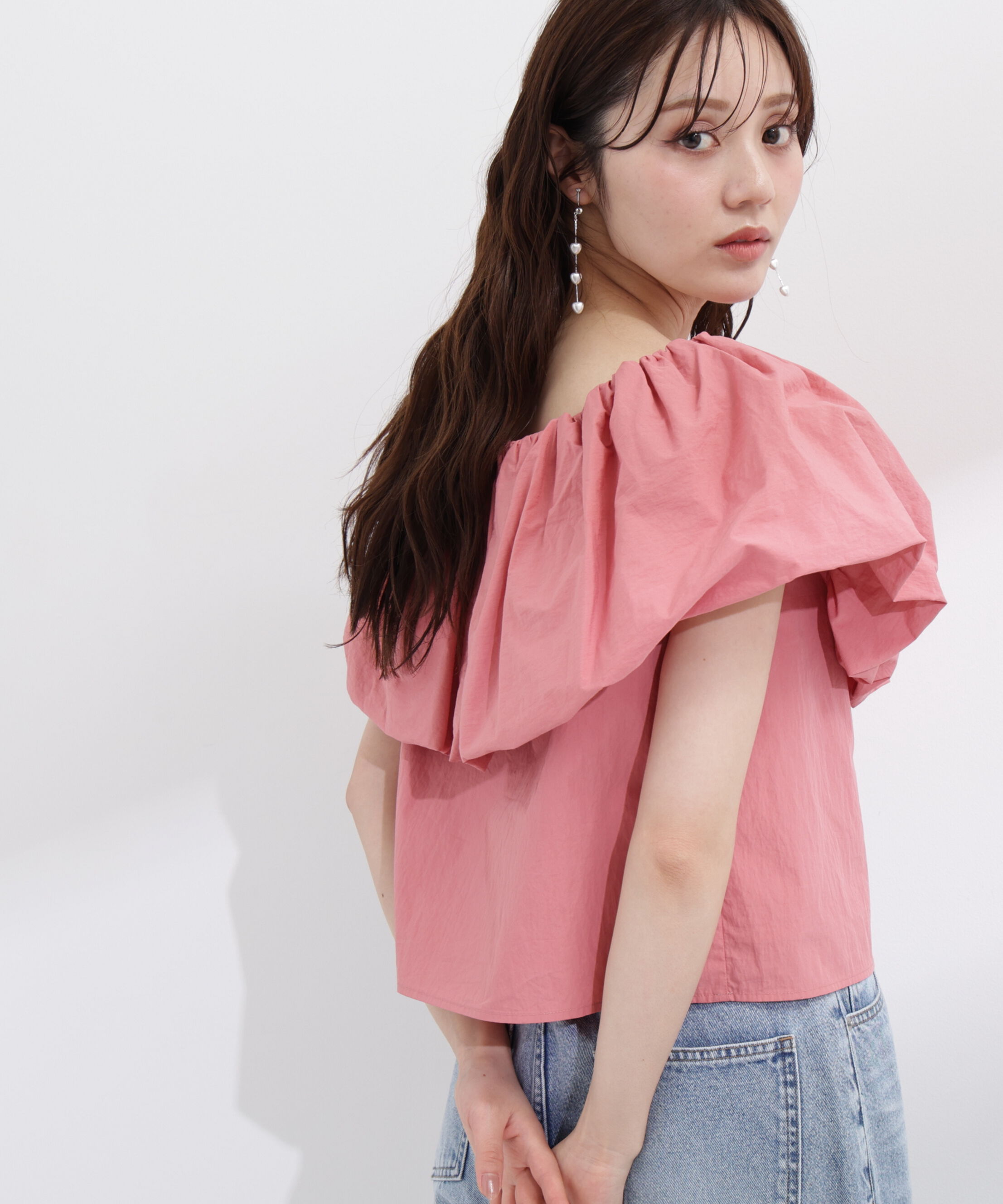PROPORTION BODY DRESSING「バルーンオフショルブラウス　26SS」|シャツ・ブラウス|
