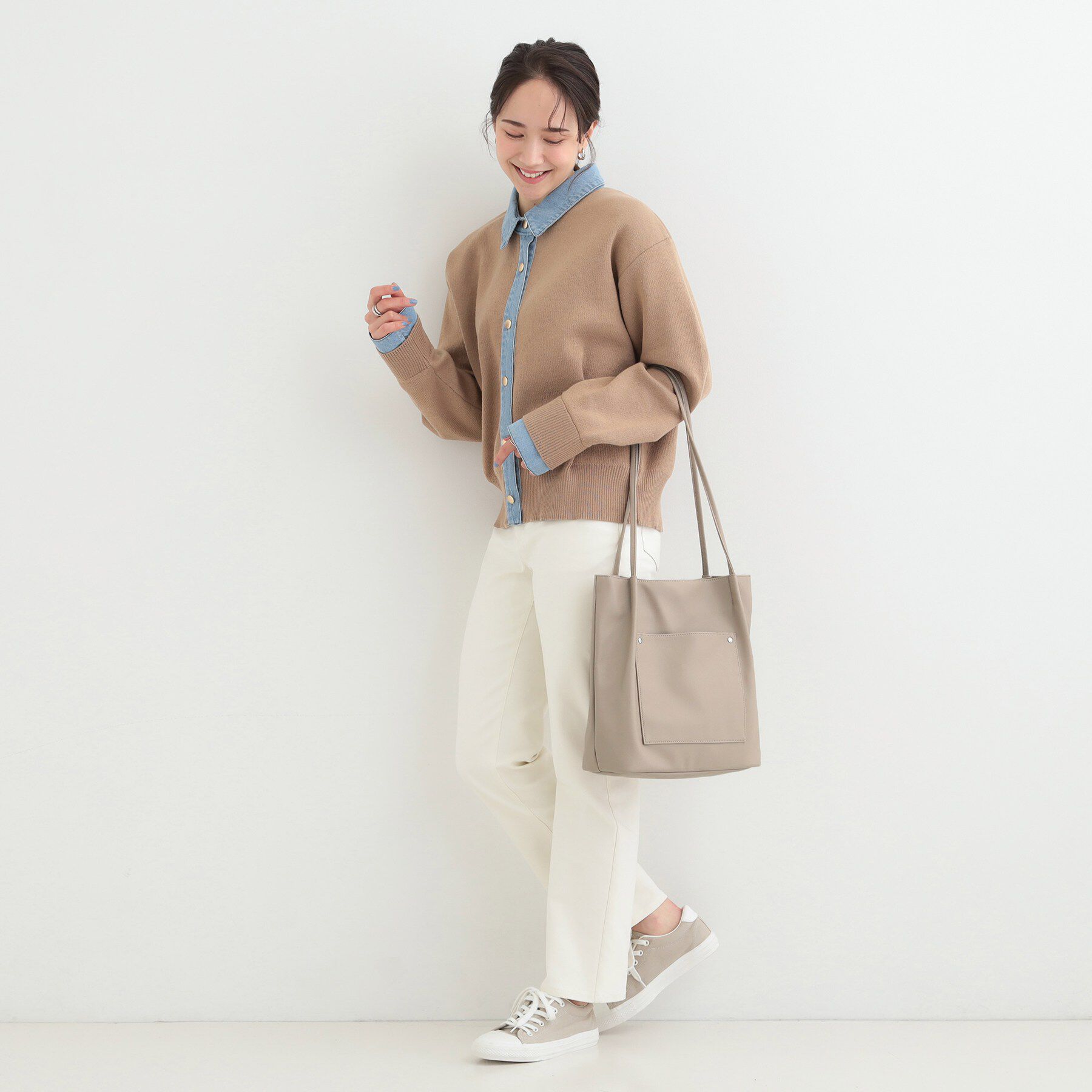 SHOO･LA･RUE「【A4/軽量】多ポケットでらくらく収納 つまみハンドルトートバッグ」|トートバッグ|